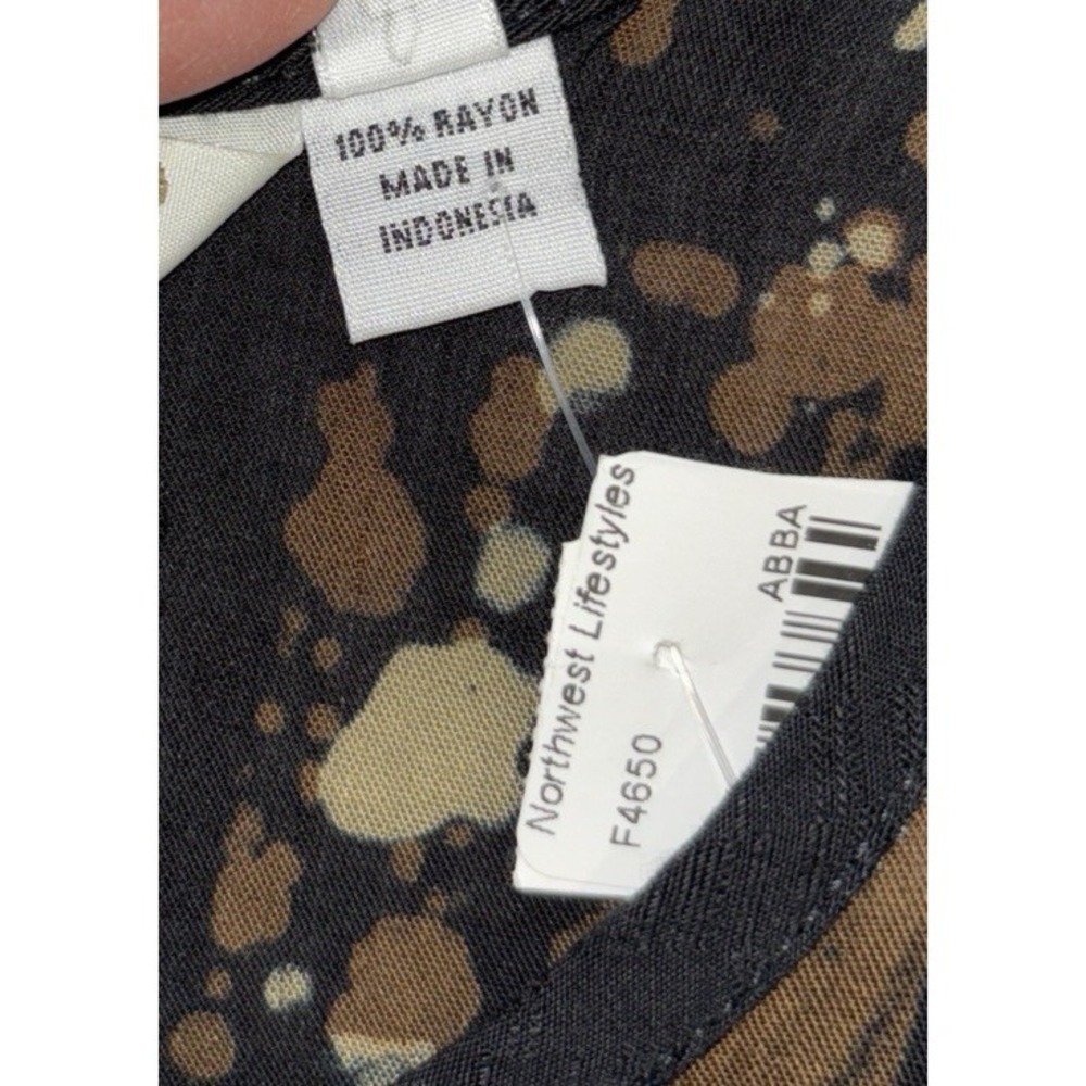 Lyng Button Up Tunic‎ Blouse Size Med Brown Black Abstract Rayon Long Sleeve NWT - Picture 9 of 10
